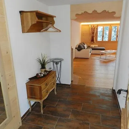Unter-gstaad Sleeps 5 Wifi Апартаменты